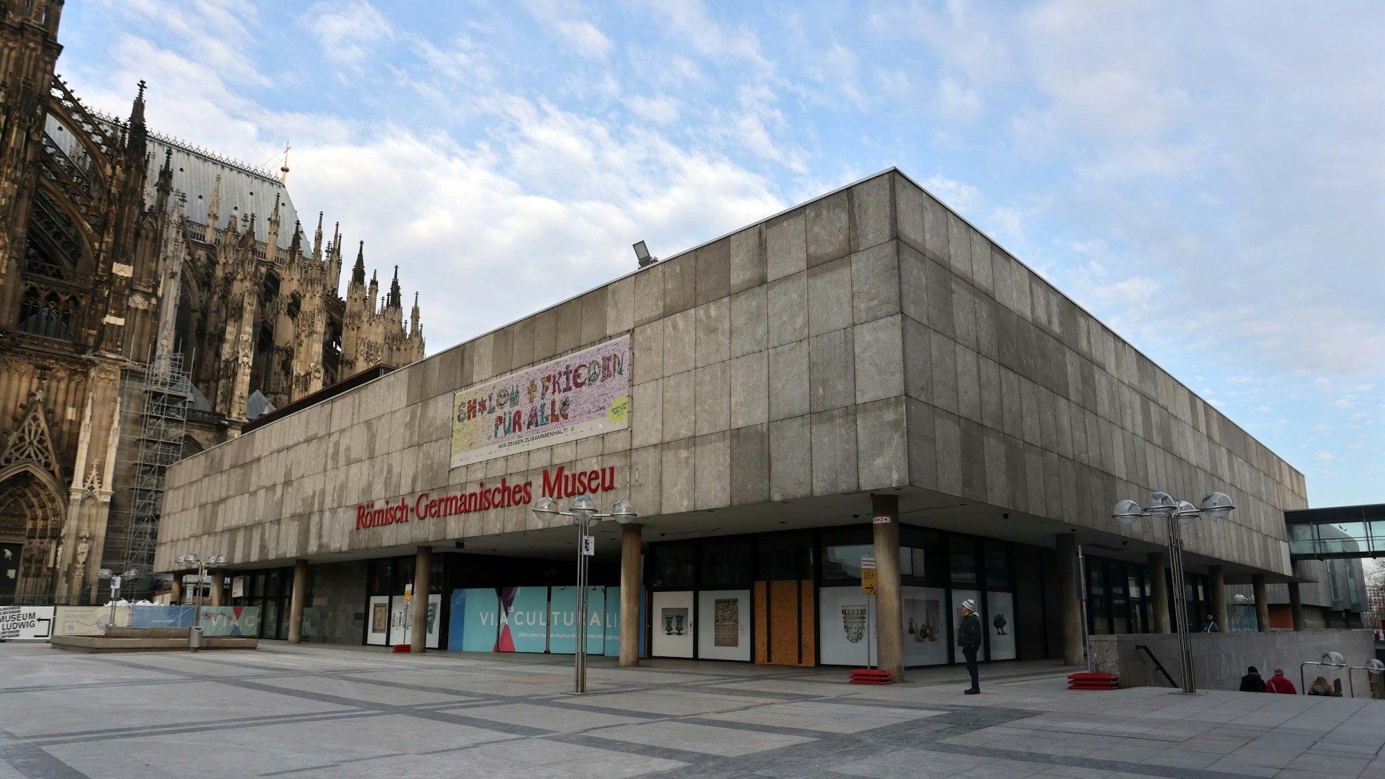 Das seit Ende 2018 geschlossene Römisch-Germanische Museum (RGM) am Kölner Roncalliplatz.