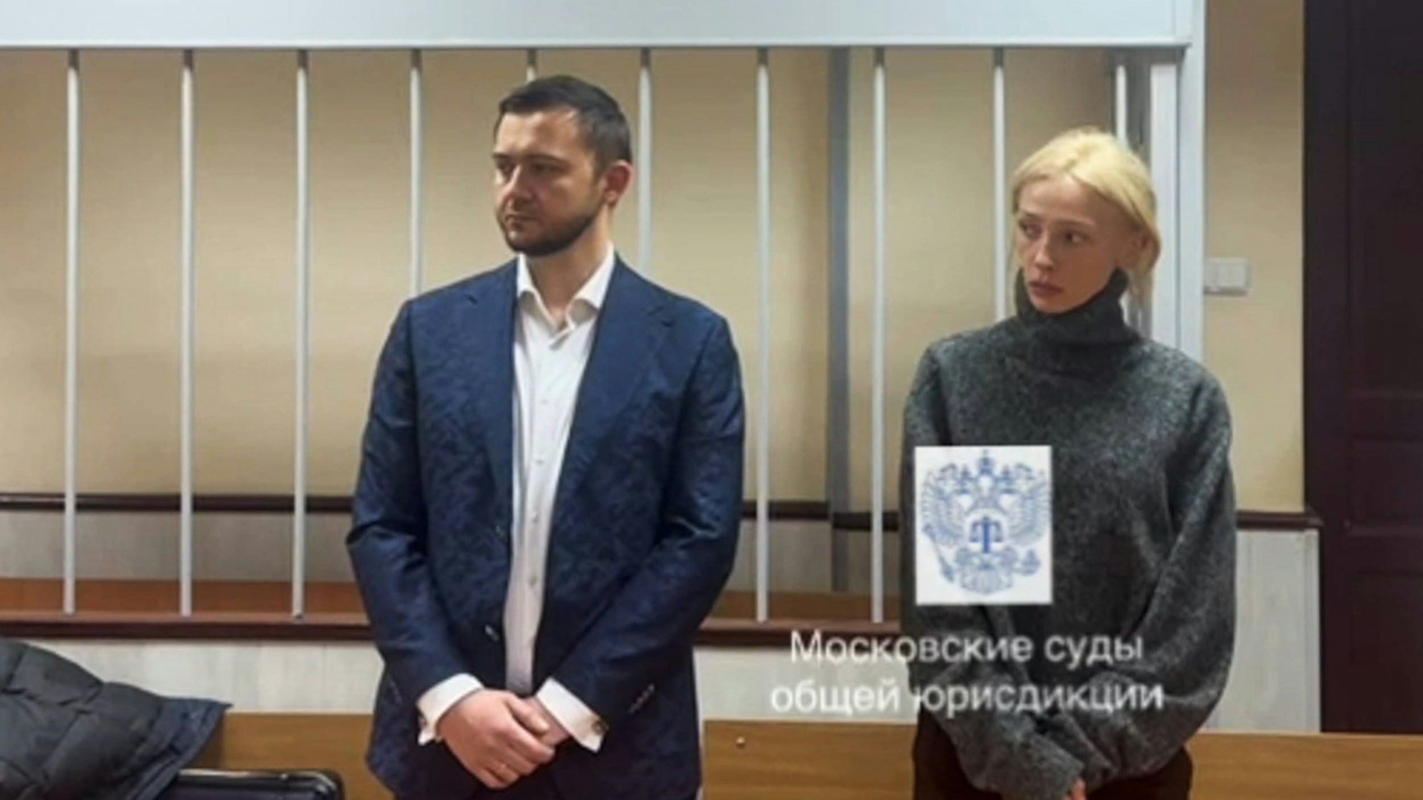 Instagram-Influencerin und TV-Moderatorin Anastasia Iwlejewa hatte zu der Fast-Nackt-Party in Moskau geladen. Sie wurde zu einer Geldstrafe verurteilt. Ein Teilnehmer der Party sitzt derzeit im Gefängnis.