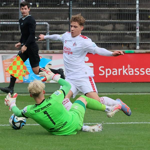 1. FC Köln Amateure (U21) vs. Rot-Weiss Ahlen, Regionalliga West, Saison 2023/24, hinten: Meiko Wäschenbach (1. FC Köln), 07.10.2023, Bild: Herbert Bucco
