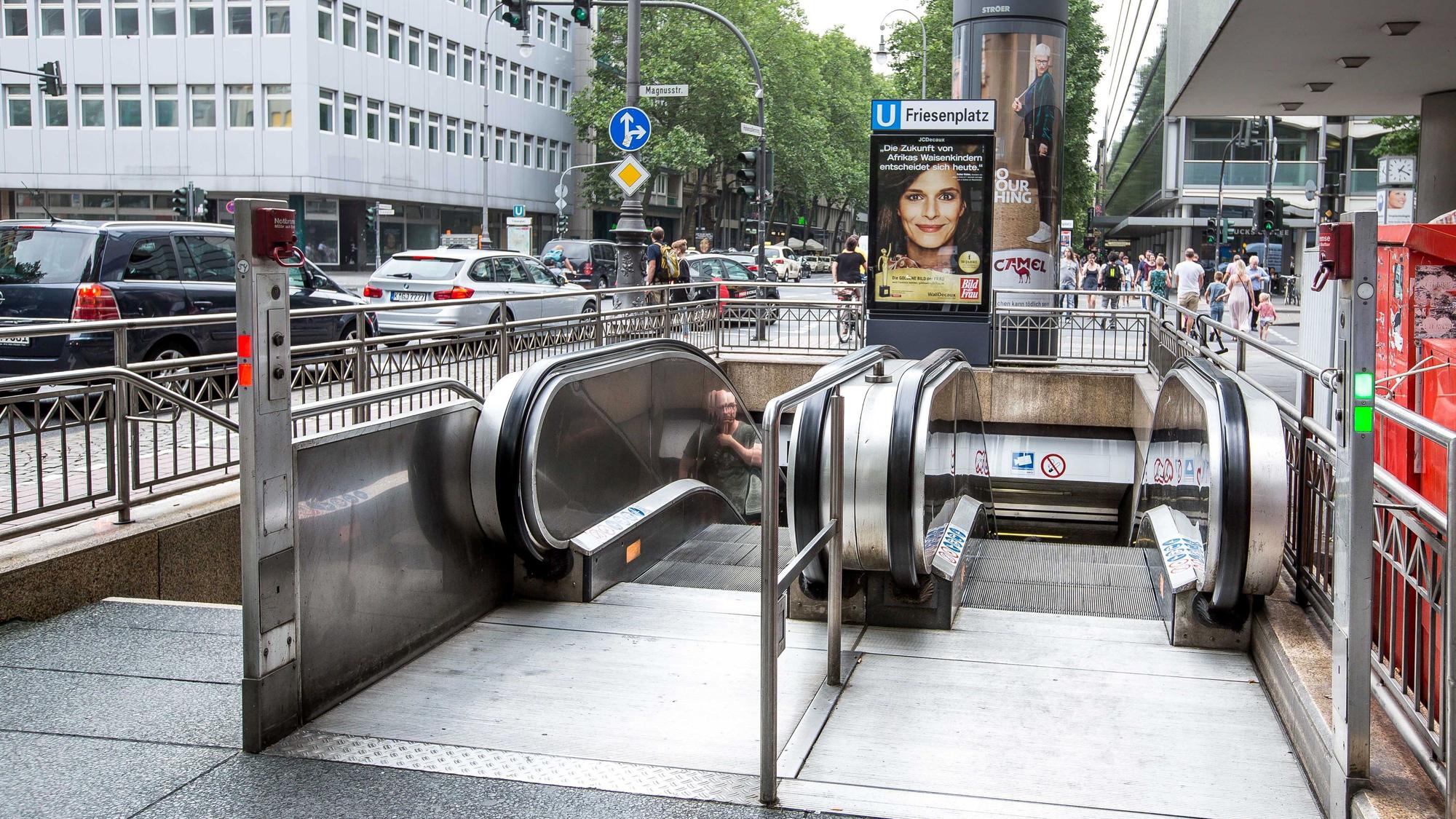 Eine der Rolltreppen am Friesenplatz.