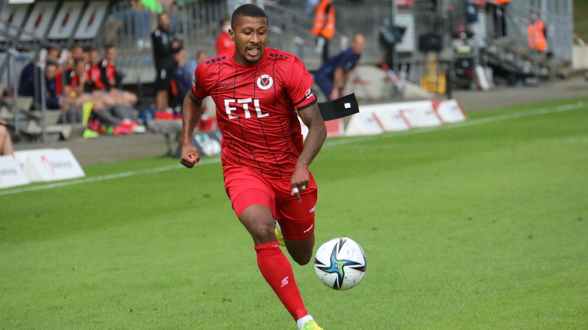 Viktoria Köln - FSV Zwickau
Fussball 3. Bundesliga Saison 2021 2022
Flughafenstadion Köln Deutschland
31.07.2021
Florian Heister (Viktoria Köln)
Copyright
Eduard Bopp Sportfotografie
mail@fotobopp.de