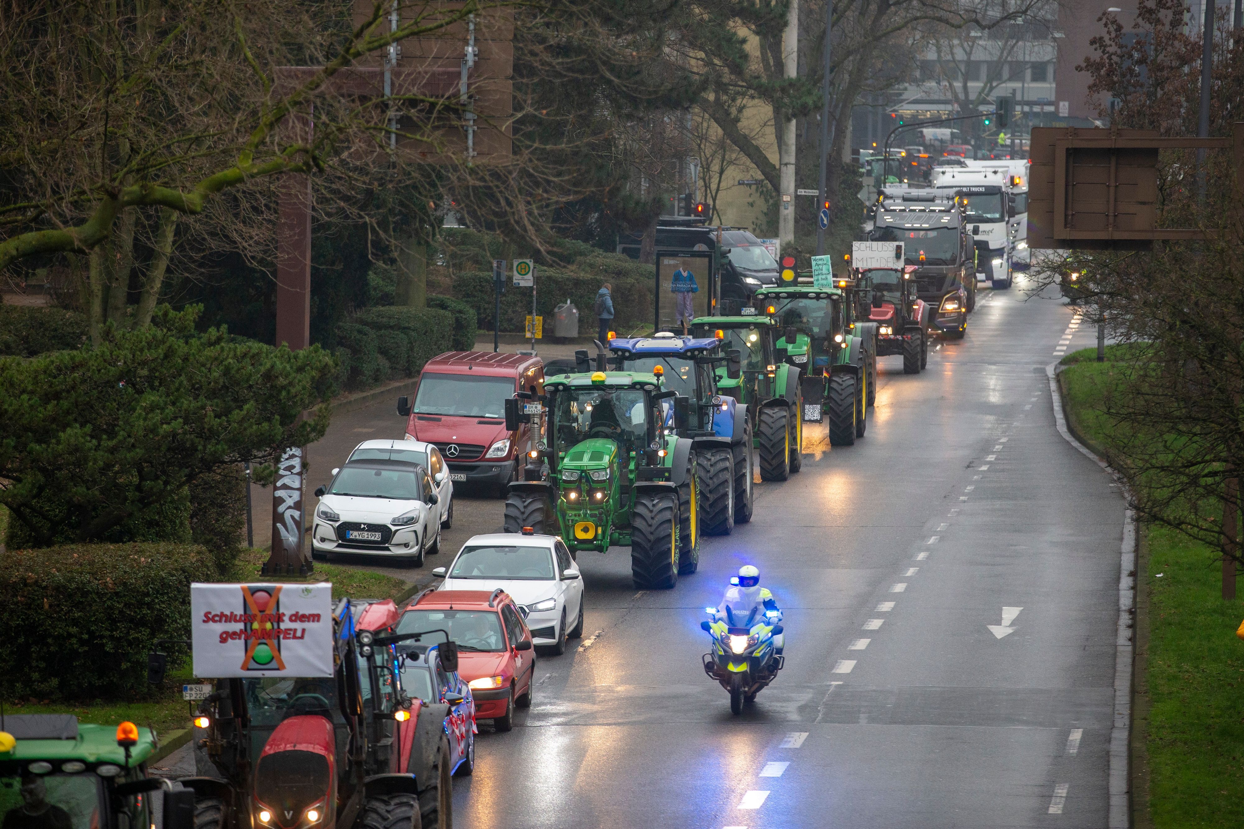 Friedlicher Protest: Zum Abschluss der Aktionswoche waren zahlreiche Landwirte wieder auf der Straße.