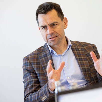 Martin Sander, Vorsitzender der Geschäftsführung der Ford-Werke im Interview mit der Rundschau