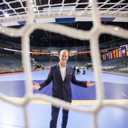 Während der Handball „EHF Euro 2024“ in der Lanxess-Arena: Geschäftsführer Stefan Löcher.