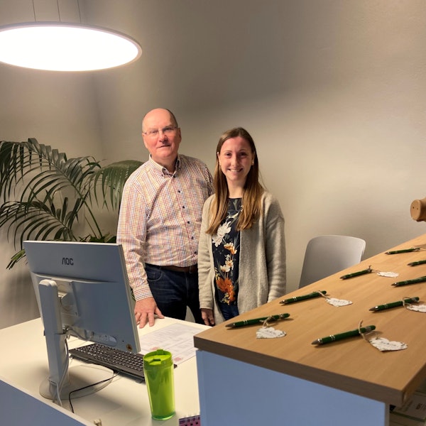 Auf dem Foto ist der neue Tresen des Hospizvereins zu sehen.