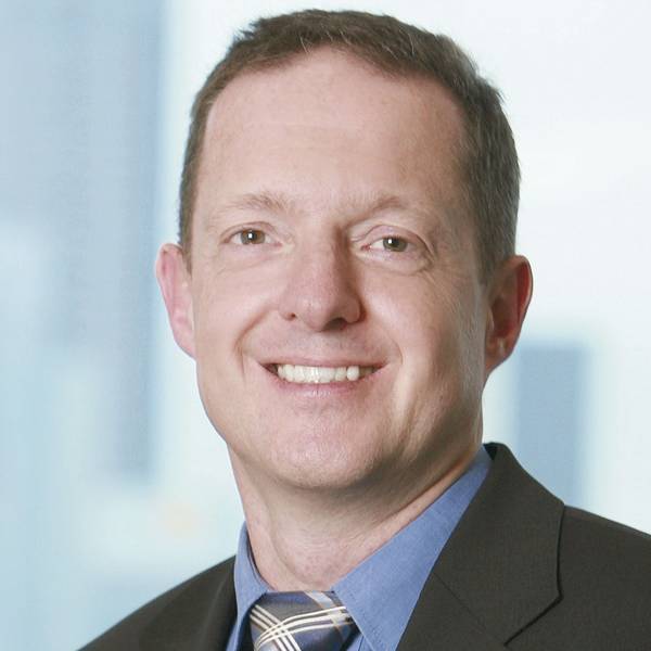 Dr. Markus Manns ist seit Januar 2000 im Portfoliomanagement Aktien bei Union Investment tätig und verantwortet die Bereiche Biotechnologie, Pharmazie und Gesundheit.