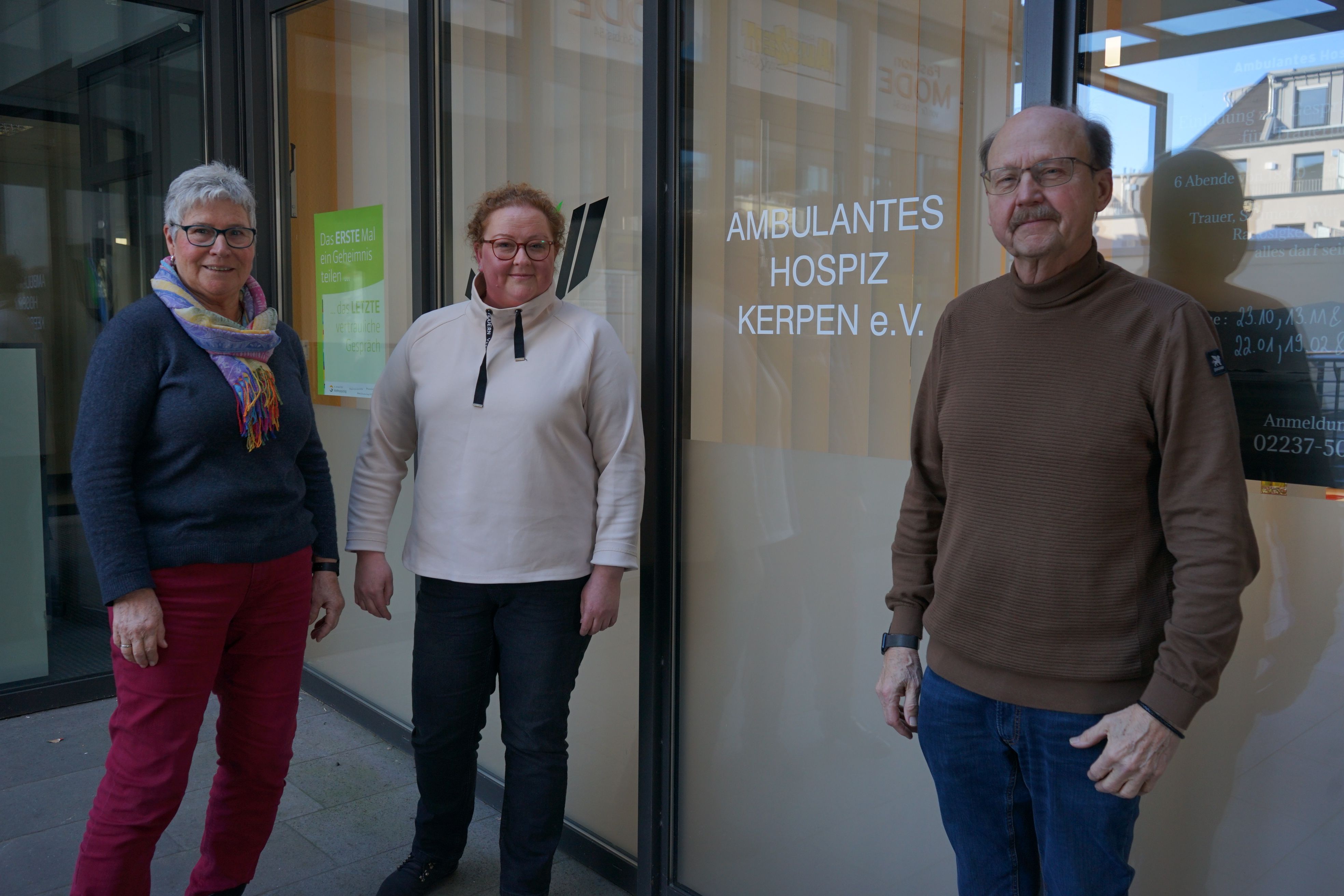 Das Vorstandsteam des Ambulanten Hospizes Kerpen: Brigitte Müller, Tina Esser und Roger Schulze.
