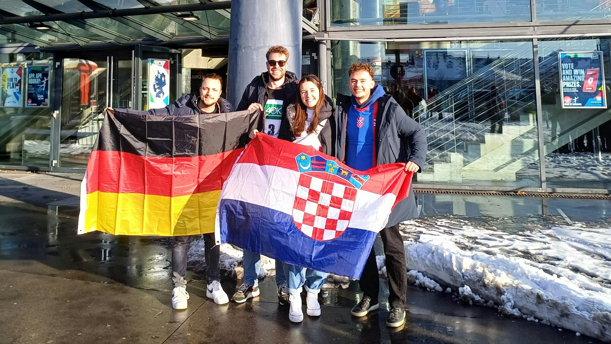 Dejan Spasojevic und seine Freundin Ana Sladic fiebern mit Kroatien.