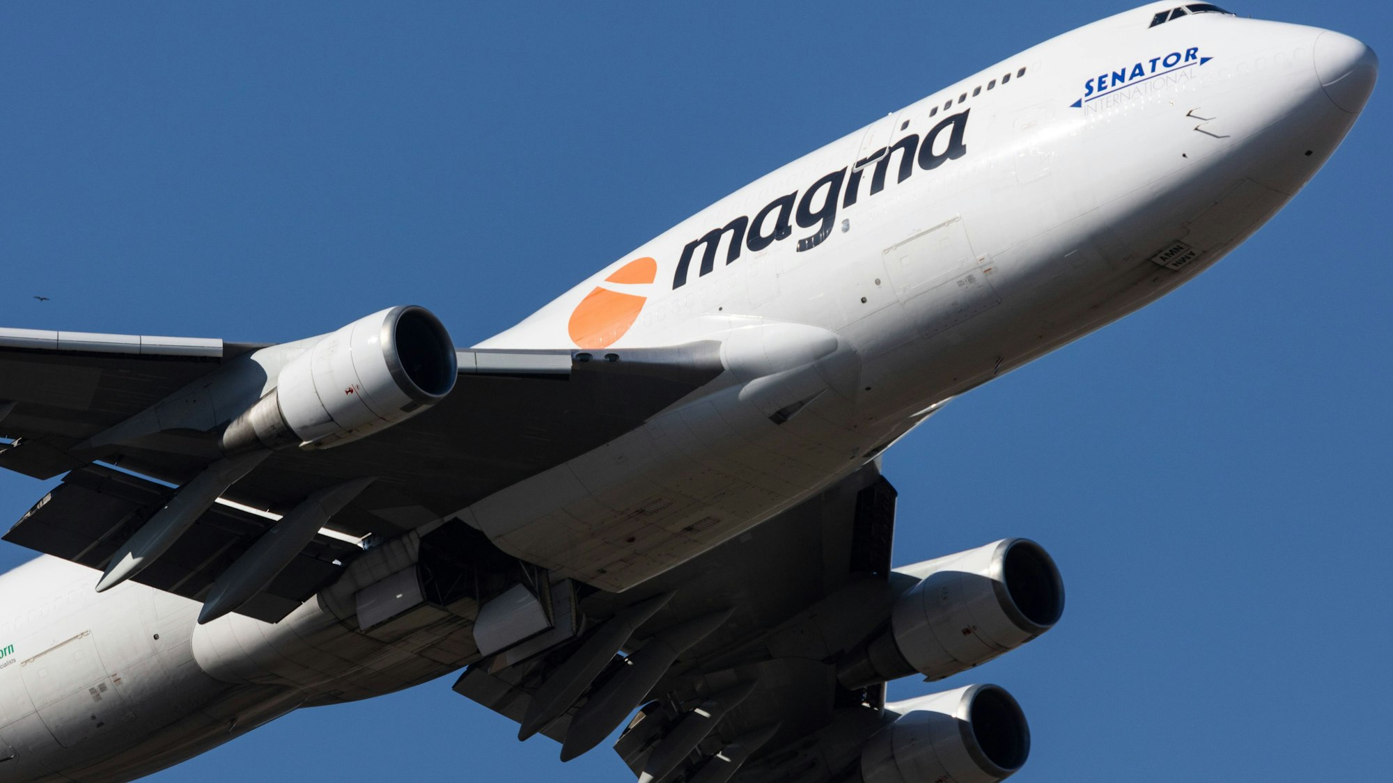 Ein Frachtflugzeug vom Typ Boeing 747 der US-Airline Atlas Air ist am Donnerstagabend in Miami nach einer Motorpanne notgelandet.