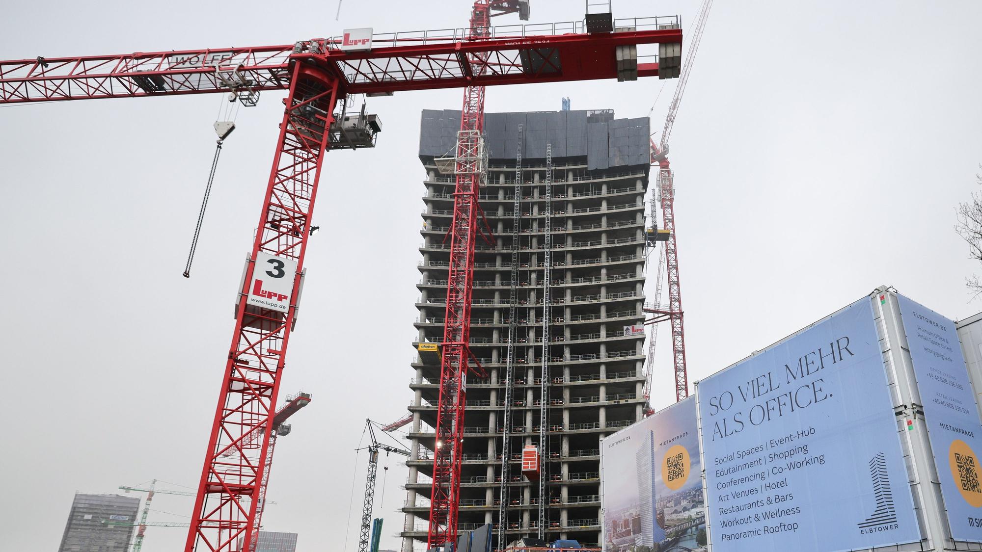 Hamburg: Blick auf die Elbtower Baustelle in der Hafencity. (Archivbild)
