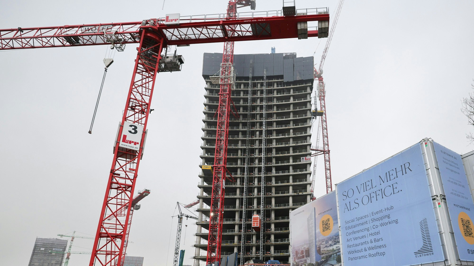 Hamburg: Blick auf die Elbtower Baustelle in der Hafencity. (Archivbild)