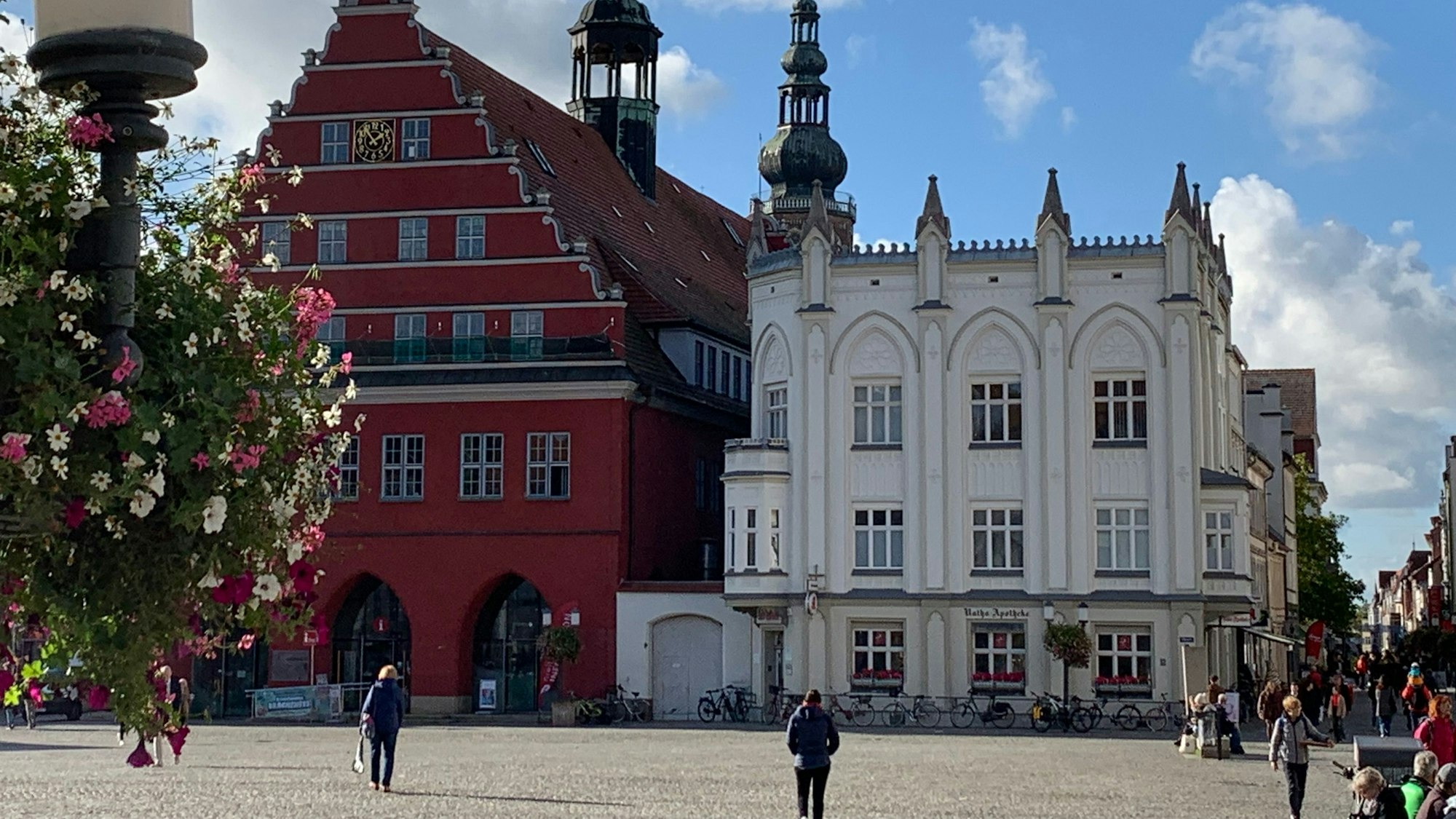Der Marktplatz in Greifswald.