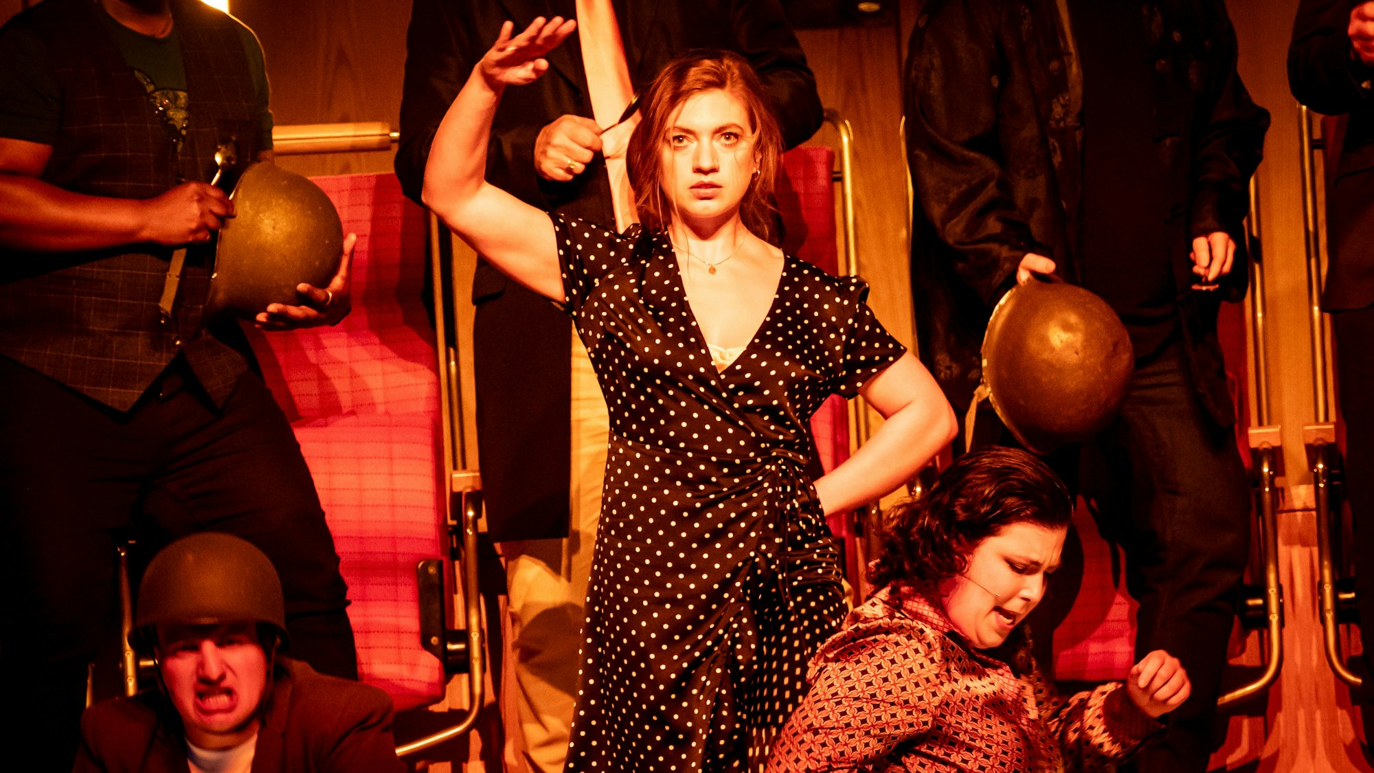 Bernd Alois Zimmermanns Oper „Die Soldaten“ hier mit Denise Meisner in der Rolle der Marie.