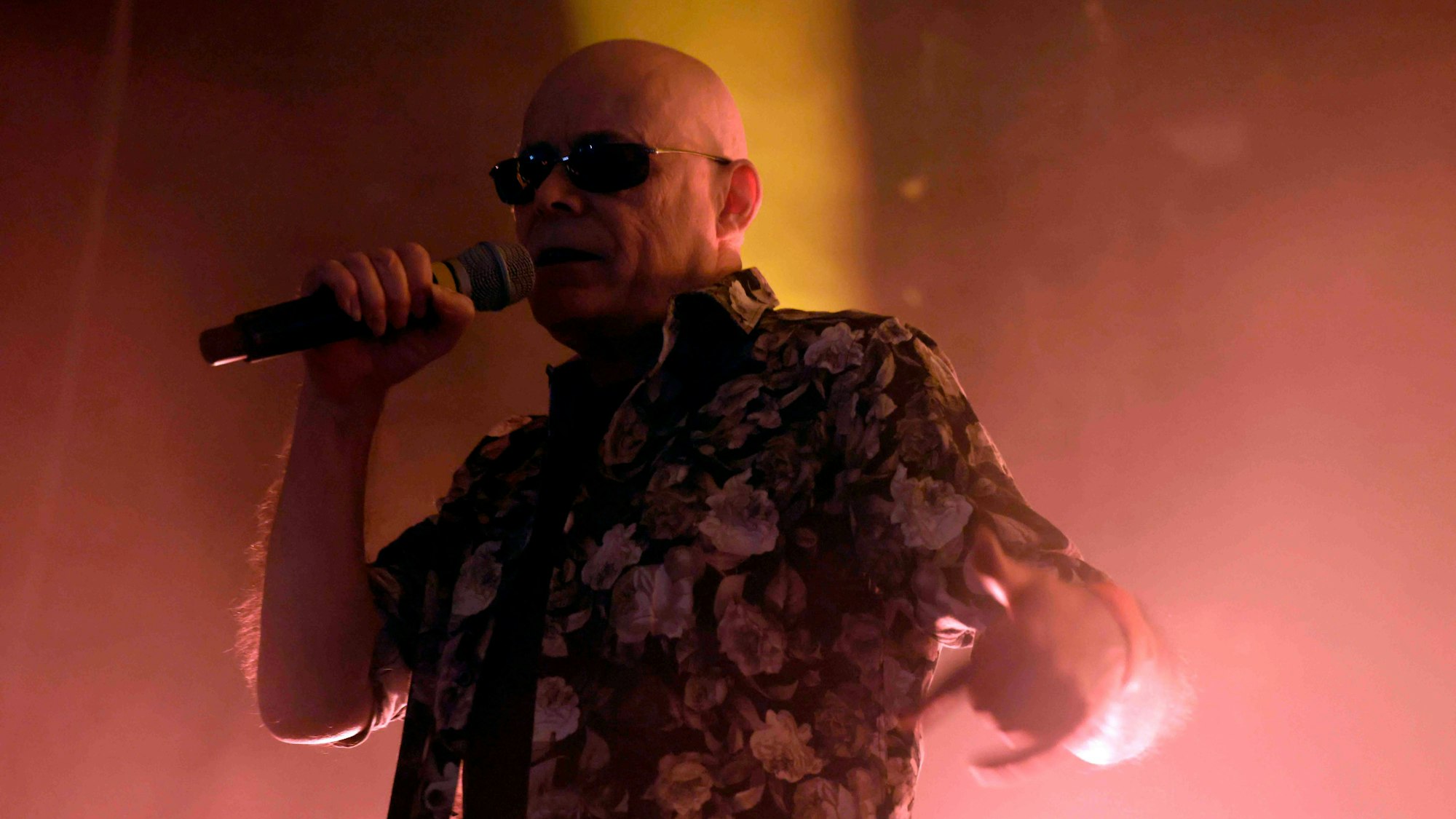 The Sisters Of Mercy (Britische Gothic-Rockband)
"Live in Concert"-Tour
The Sisters Of Mercy besteht aus: Andrew Eldritch (Gesang, Drumcomputer), Ben Christo (Gitarre, seit 2006) und Dylan Smith (Gitarre, seit 2019)
am 21. Januar 2024
im Carlswerk Victoria, Schanzenstraße 6-20 Gebäude 3.12, 51063 Köln