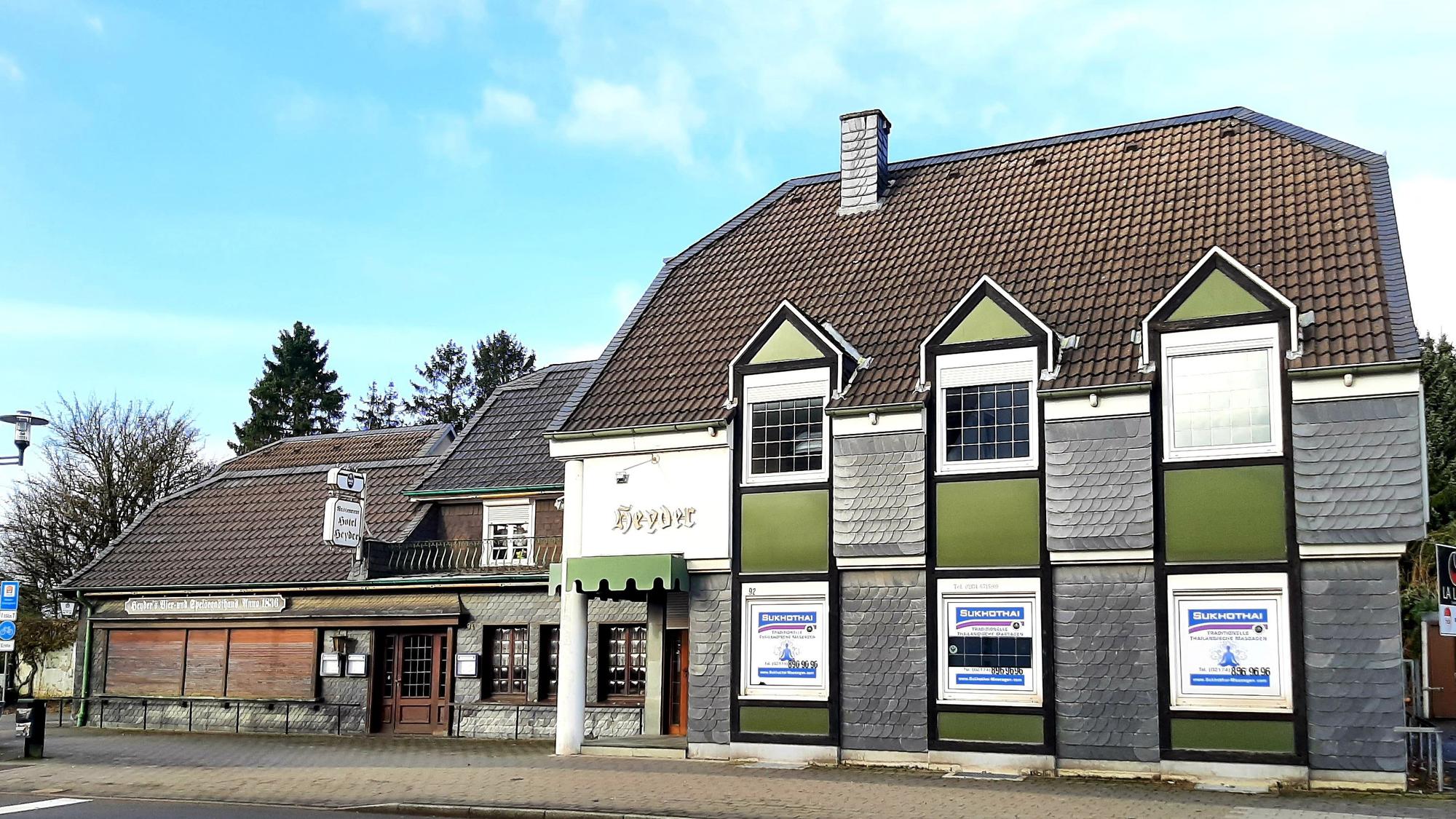 Das ehemalige Hotel Heyder in Hilgen an der Kölner Straße 94