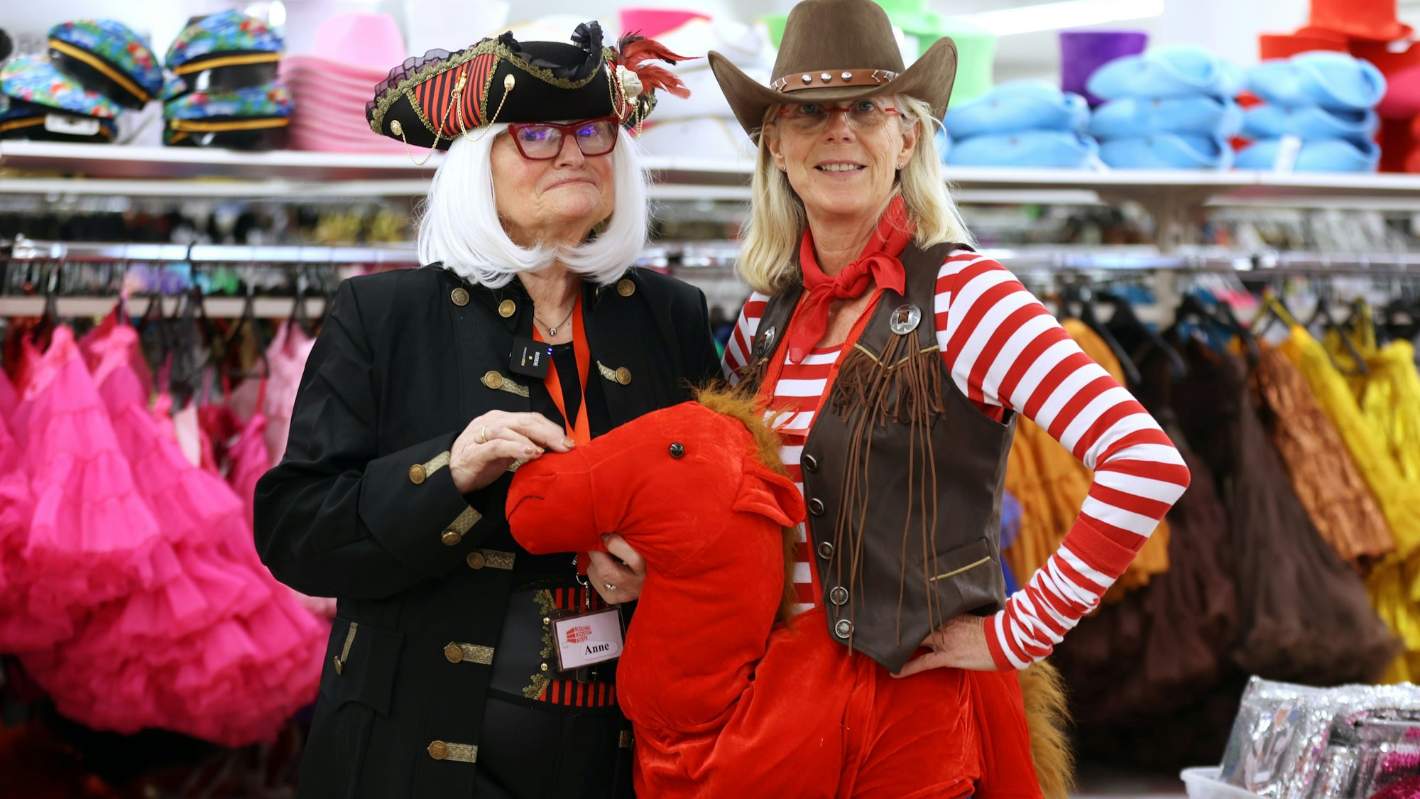 Die beiden Fachkräfte: Anne Witton und Richeza Mueller-Weinitschke.