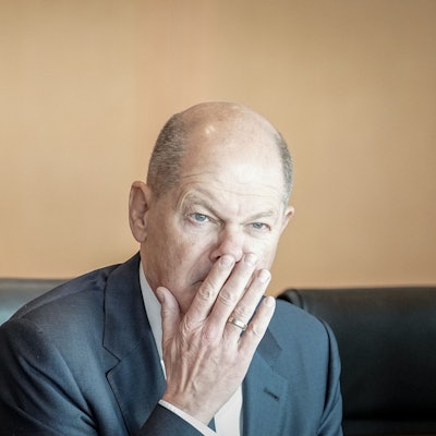 24.01.2024, Berlin: Bundeskanzler Olaf Scholz (SPD) nimmt an der Sitzung des Bundeskabinetts im Bundeskanzleramt teil. Foto: Kay Nietfeld/dpa +++ dpa-Bildfunk +++