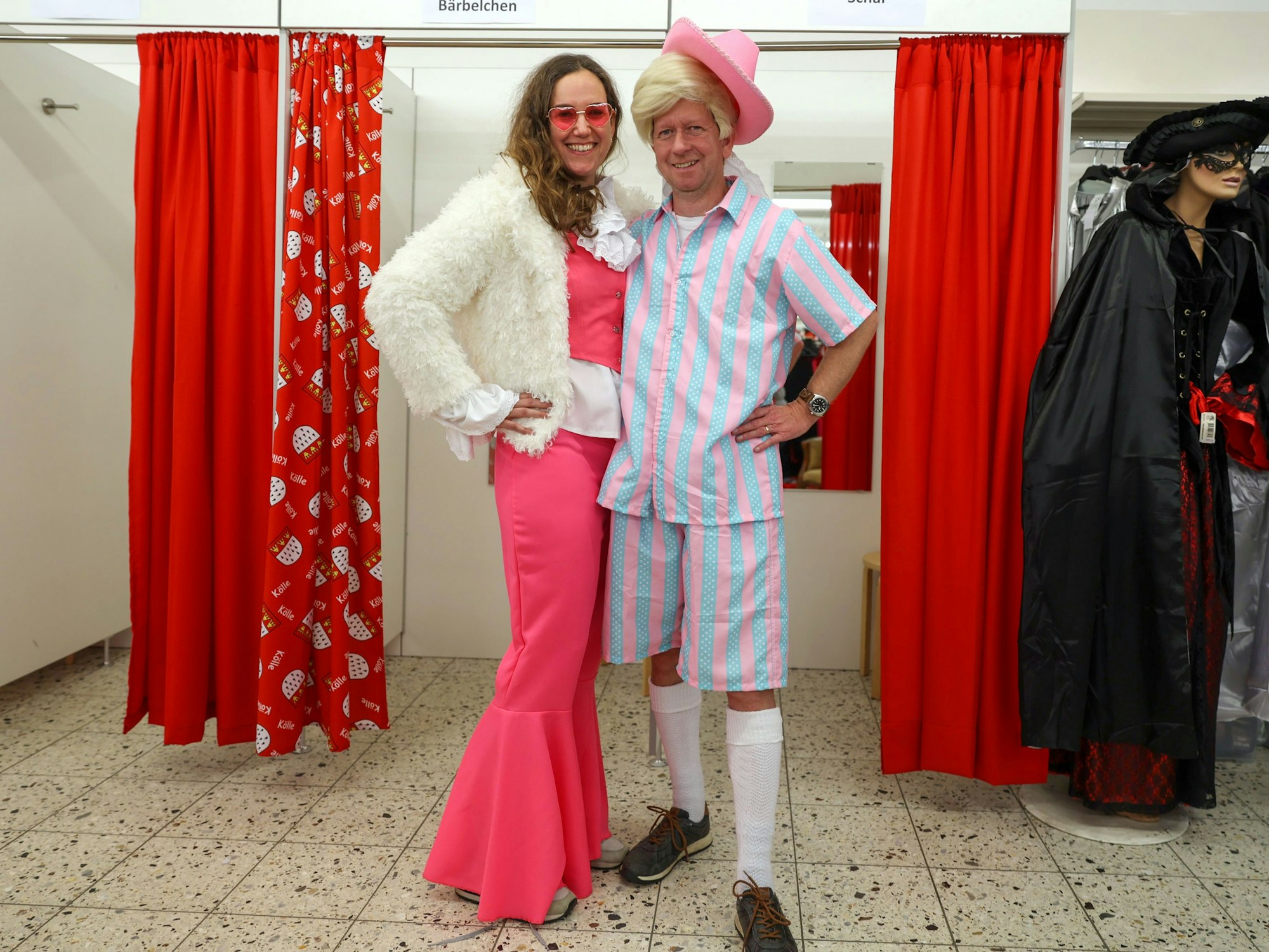 Barbie und Ken, angelehnt an den Greta-Gerwig-Film aus dem vergangenen Sommer.