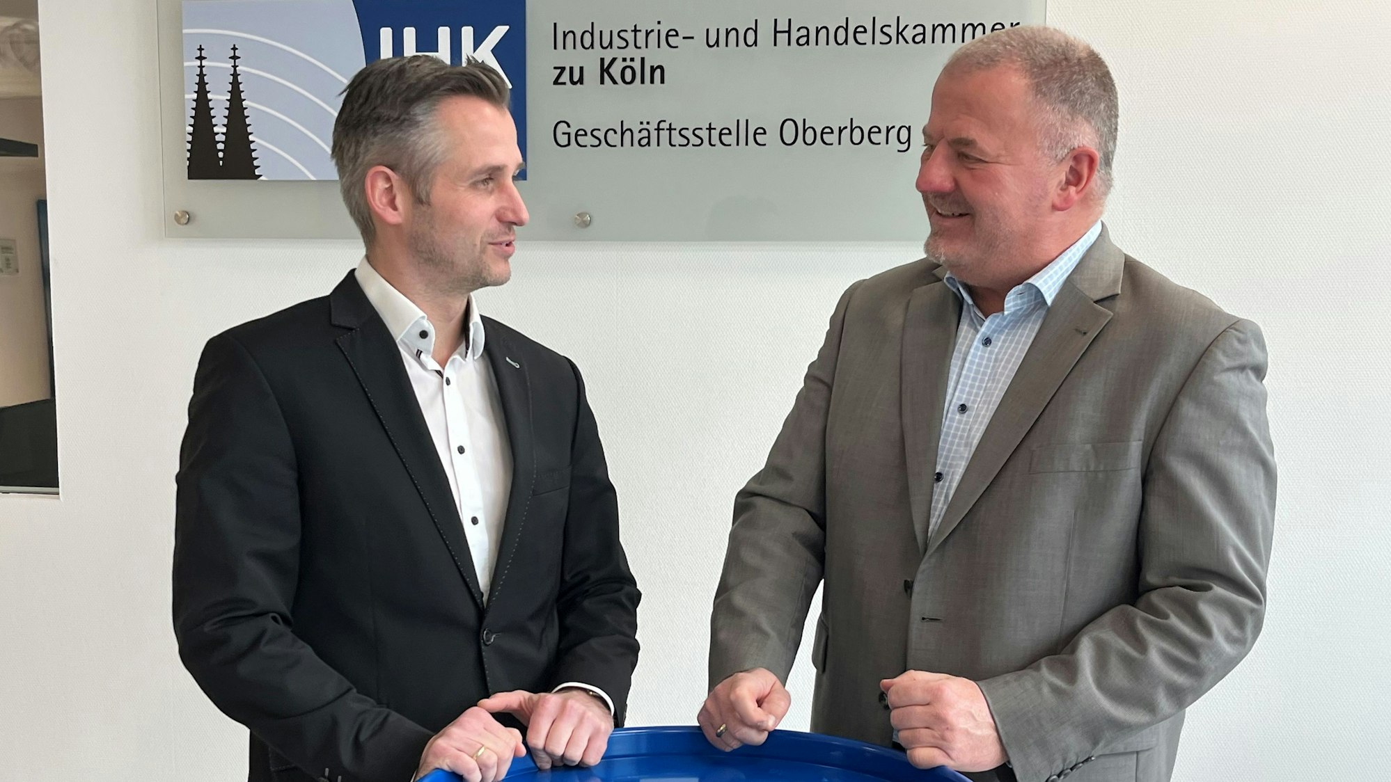 Roland Lenzing links, Michael Sallmann rechts.