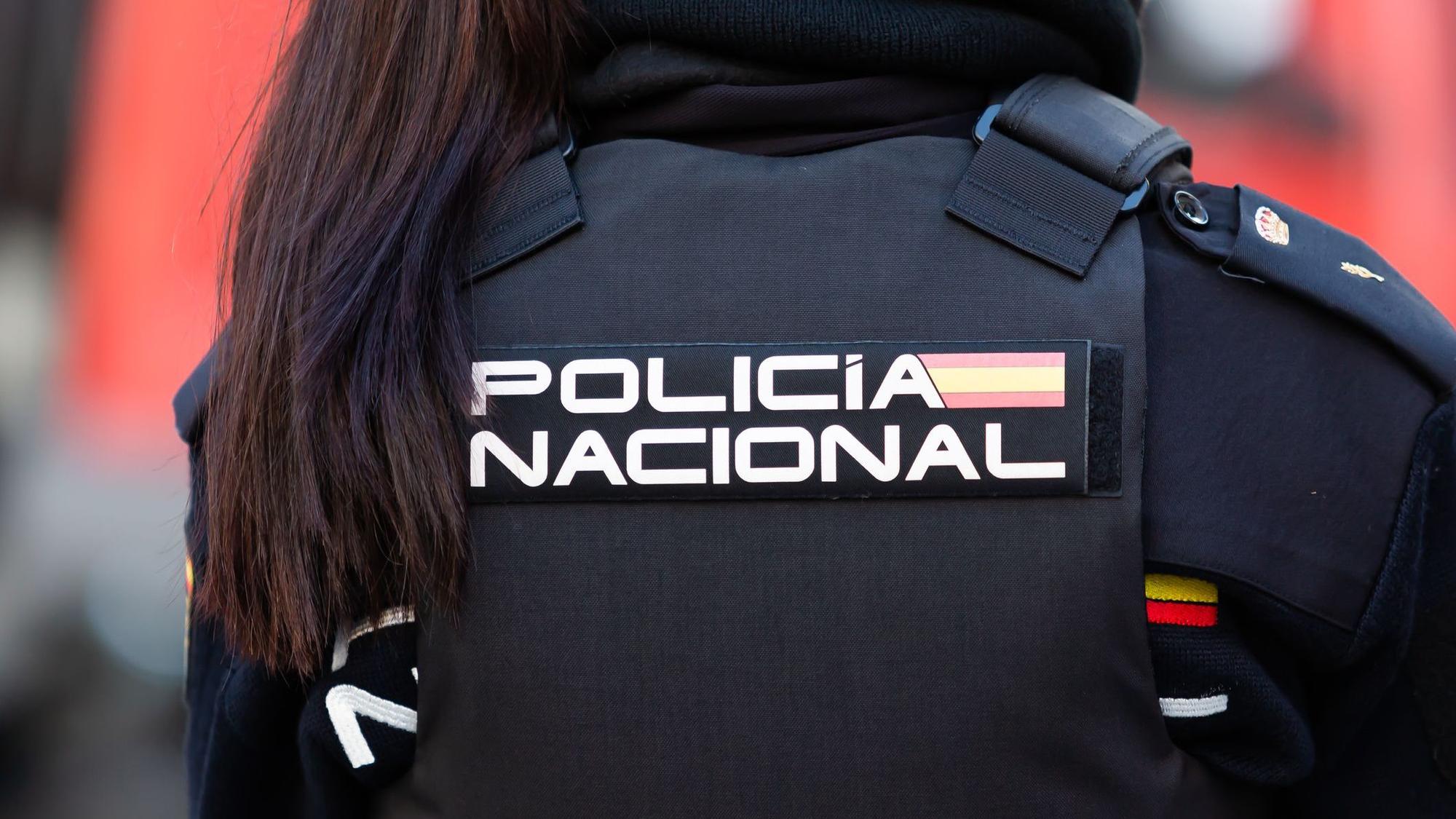 Die Uniform der spanischen Polizei.