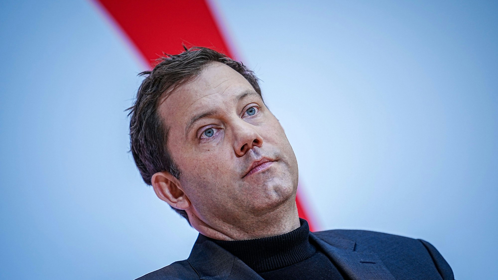 „Stimmt es, dass wir weniger streiten und besser darin werden müssen, Vertrauen zurückzugewinnen? Ja“, sagt SPD-Chef Lars Klingbeil.