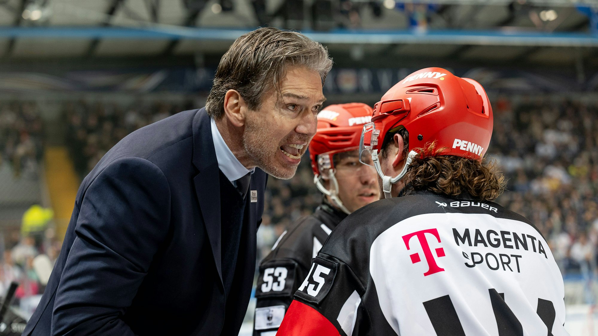 Chef-Trainer Uwe Krupp