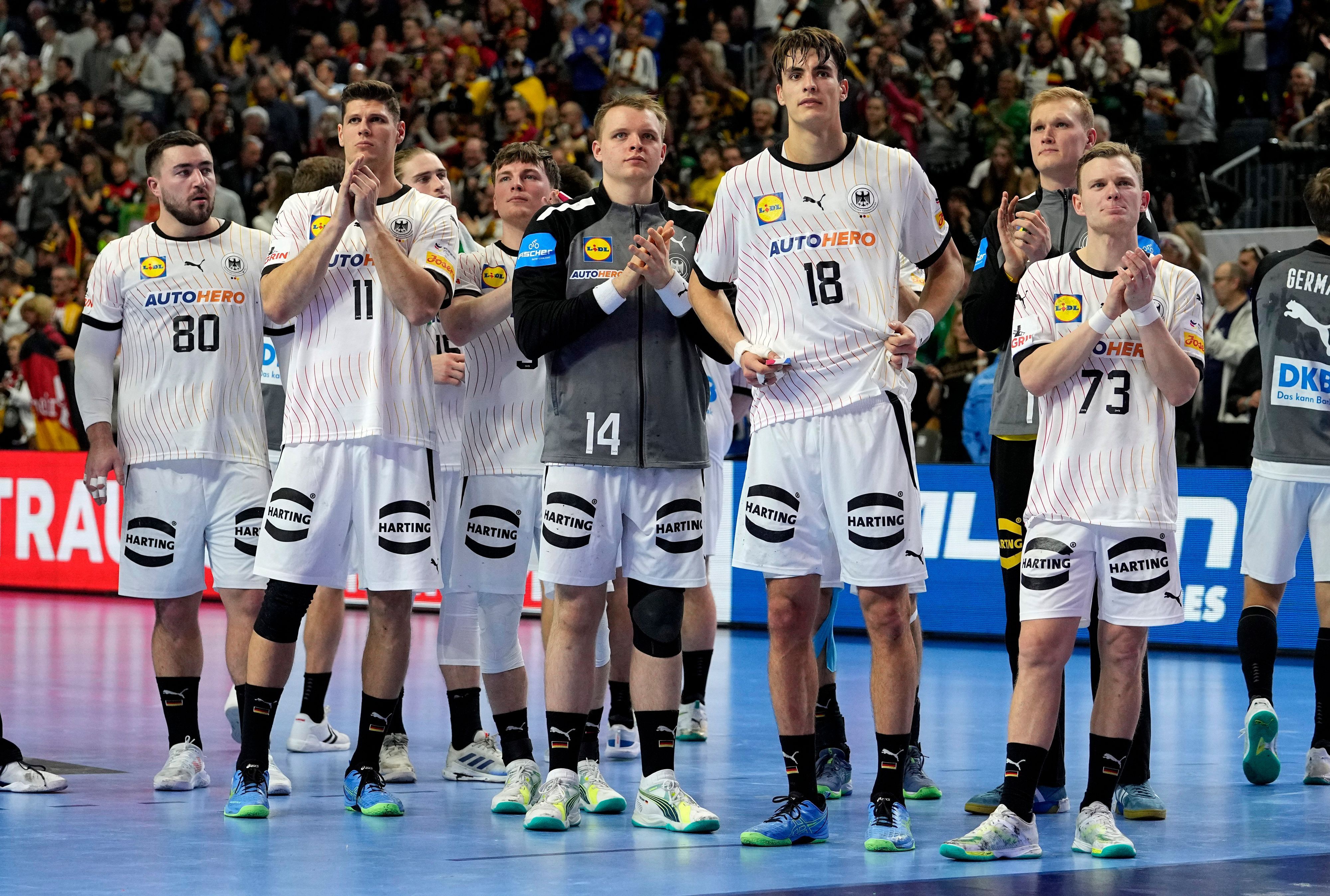 Köln: Enttäuschung bei den Deutschen Handballern nach dem Verpassen der Bronze-Medaille am Sonntag (28. Januar)