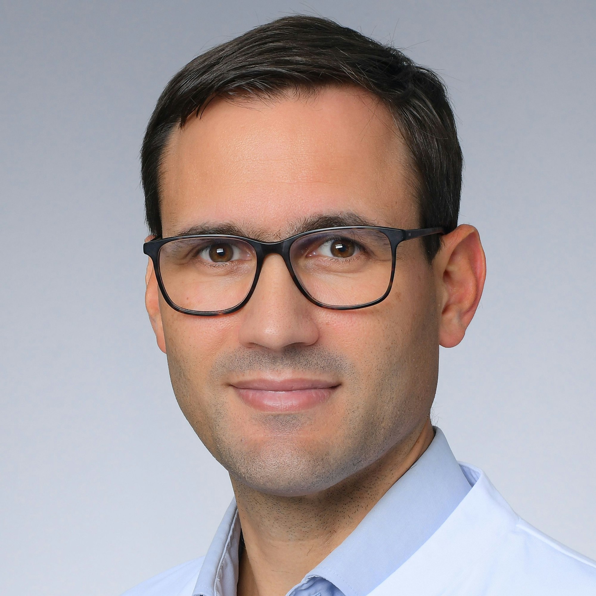 Prof. Jan Rybniker ist Facharzt für Innere Medizin und Infektiologie an der Uniklinik Köln.