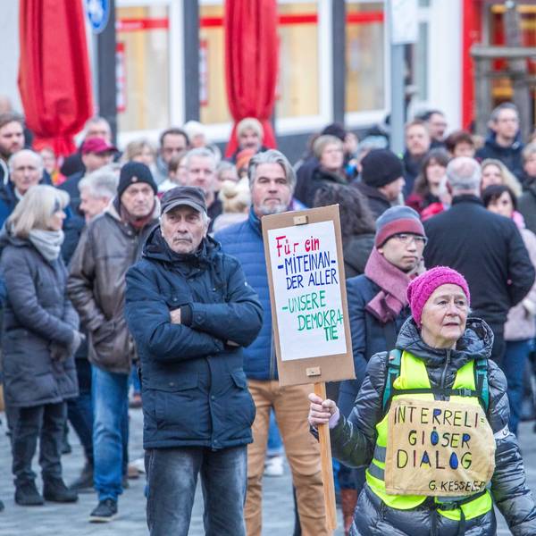 Szene einer Versammlung von Protestierenden