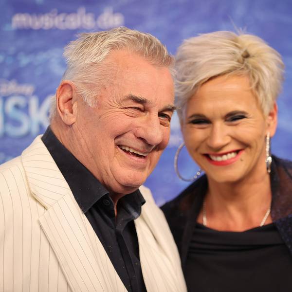 Heinz Hoenig, Schauspieler, und seine Frau Annika kommen zur Deutschlandpremiere des Disney-Musicals "Die Eiskönigin·