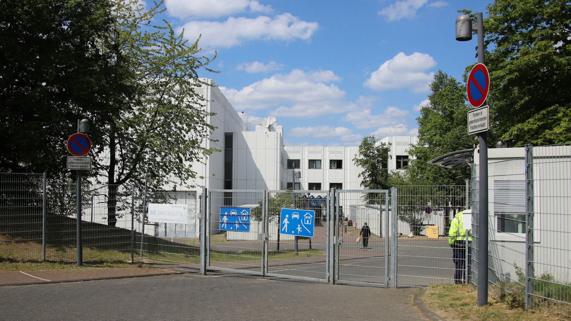Auf einem Grundstück an der Heerstraße befindet sich die ZUE in Sankt Augustin.