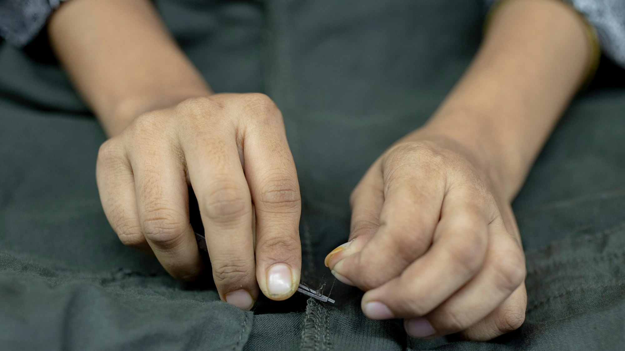 Auch die Textilindustrie, etwa in Bangladesch, betrifft das Lieferkettengesetz.