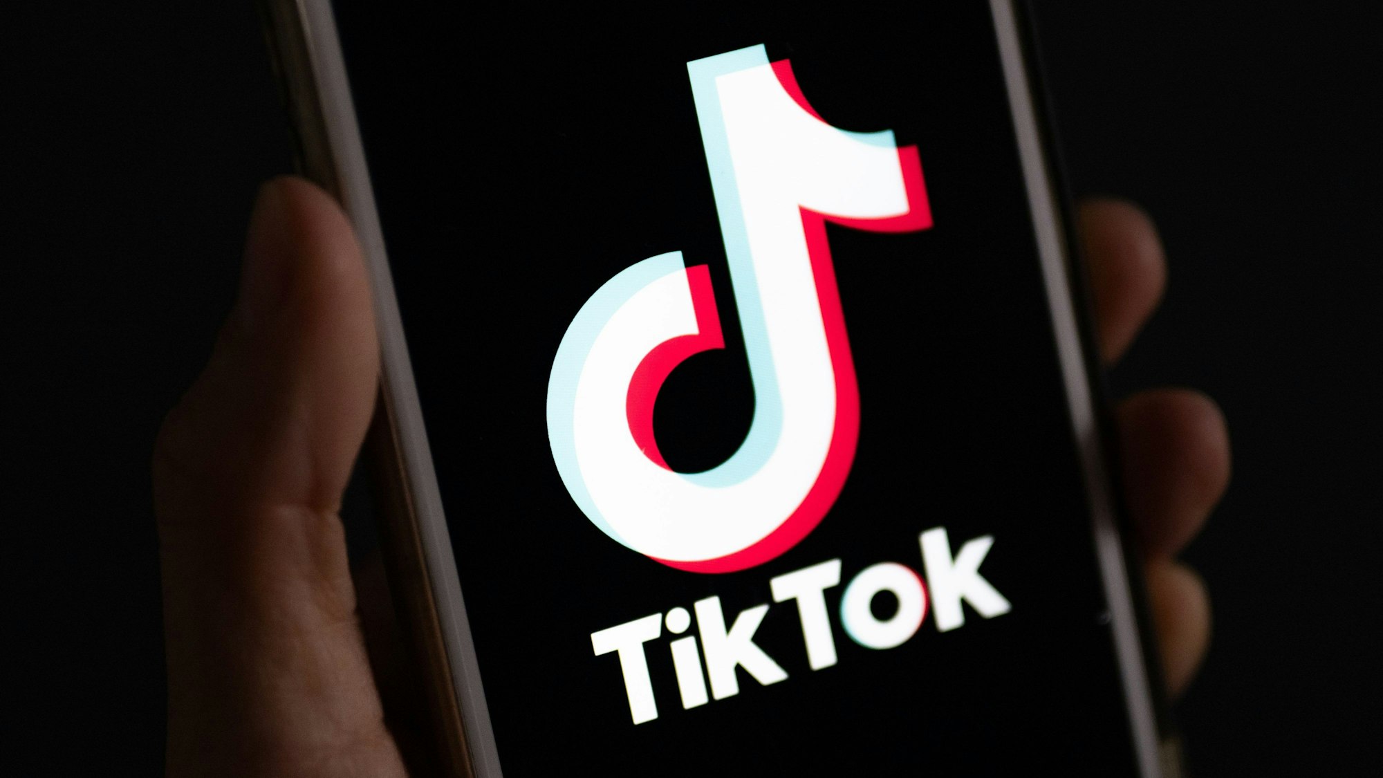 Der weltgrößte Musik-Konzern Universal Music teilte mit, dass mit der Video-App Tiktok keine Verlängerung der am 31. Januar 2024 auslaufenden Lizenzvereinbarung vereinbart werden konnte.