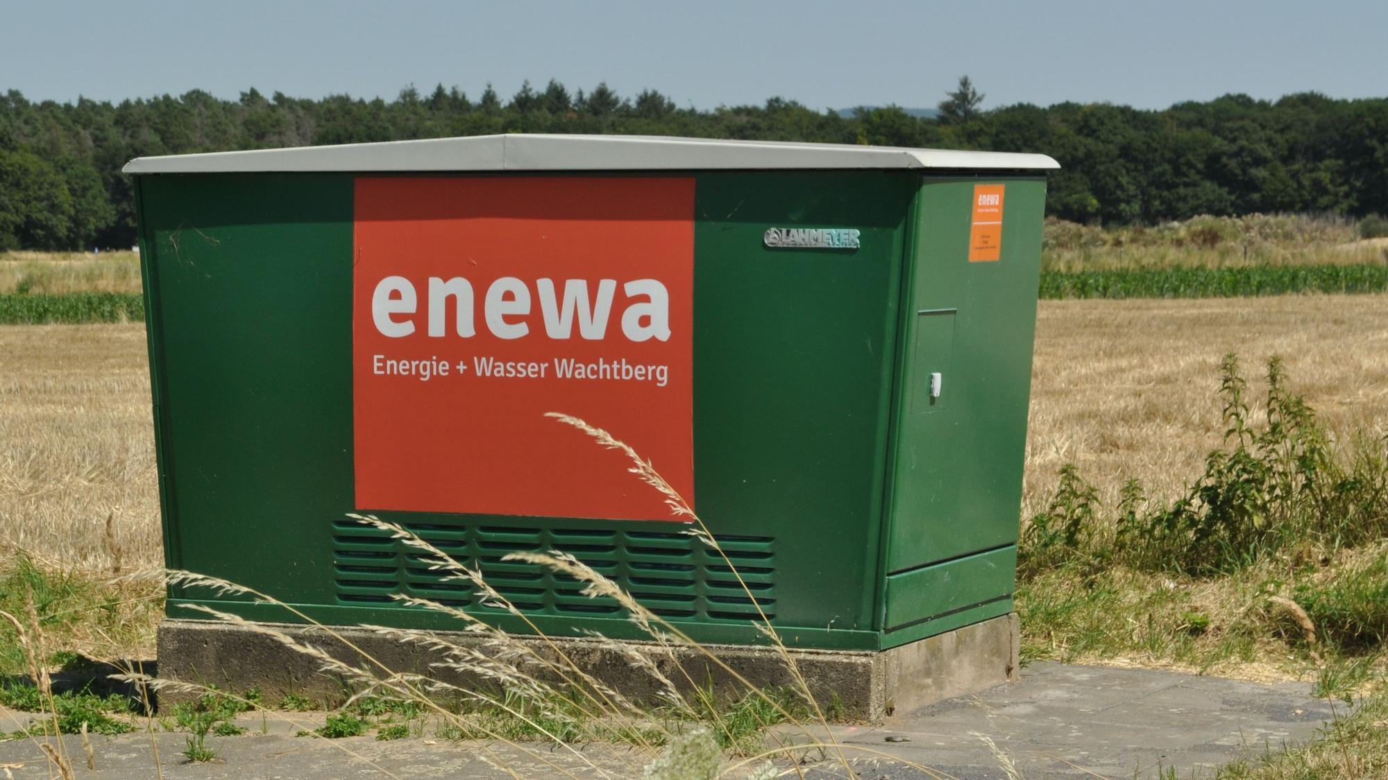 Ein Stromtransformator der enewa in Wachtberg (bei Villip)