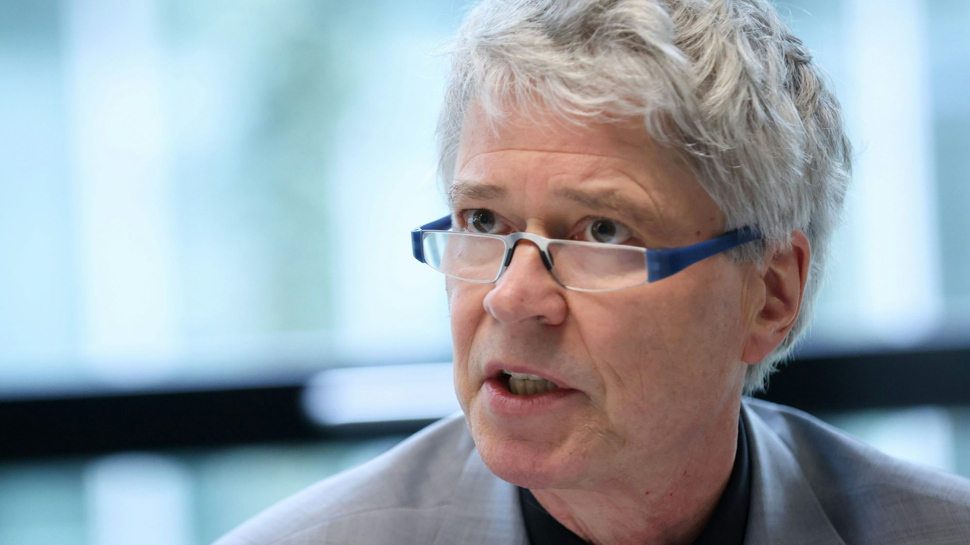 Harald Rau, zuständig für Soziales, Gesundheit und Wohnen, war Gast in der Bezirksvertretung Ehrenfeld (Archivbild).