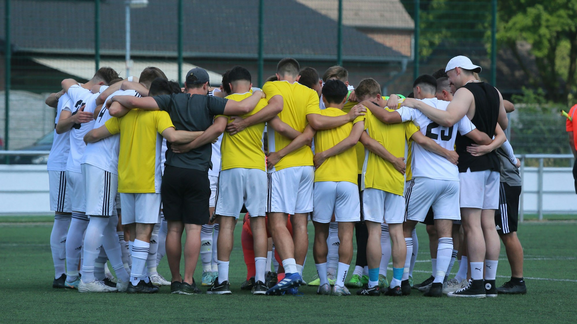 BCV Glesch-Paffendorf (weiß) vs. Fortuna Köln 2
Jubel Glesch