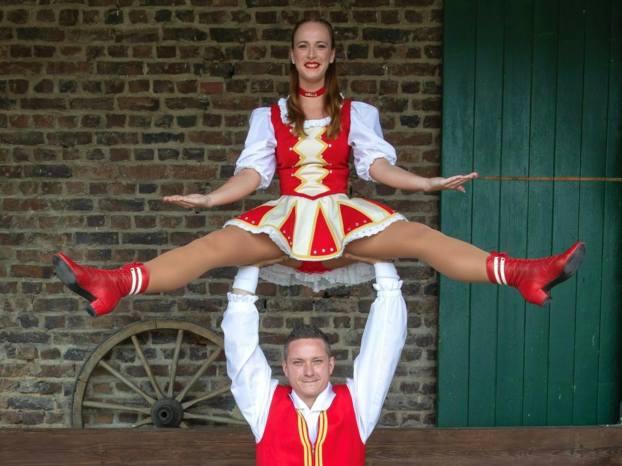 Simone Franzen und Tim Tonat vom Tanzcorps Colonia Rut Wiess.