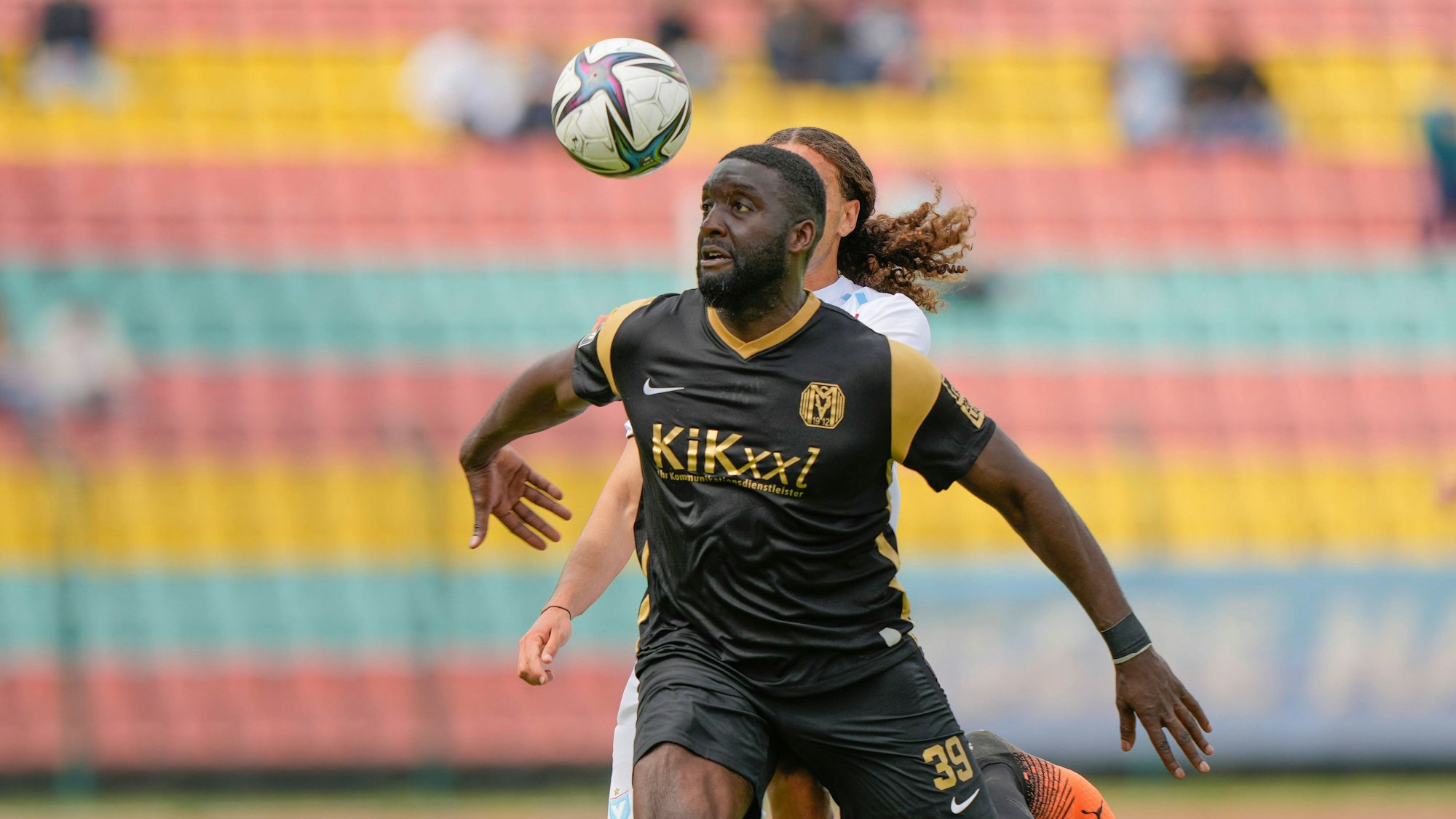 14.05.2022, Stadion des Friedrich-Ludwig-Jahn-Sportparks, Berlin, GER, 3. Liga, 38. Spieltag: FC Viktoria Berlin vs SV Meppen, Richard Sukuta-Pasu SV Meppen 39 DFL REGULATIONS PROHIBIT ANY USE OF PHOTOGRAPHS AS IMAGE SEQUENCES AND/OR QUASI-VIDEO. Berlin Berlin Deutschland Stadion des Friedrich-Ludwig-Jahn-Sportparks *** 14 05 2022, Stadion des Friedrich Ludwig Jahn Sportparks, Berlin, GER, 3 Liga, 38 Spieltag FC Viktoria Berlin vs SV Meppen, Richard Sukuta Pasu SV Meppen 39 DFL REGULATIONS PROHIBIT ANY USE OF PHOTOGRAPHS AS IMAGE SEQUENCES AND OR QUASI VIDEO Berlin Berlin Germany Stadion des Friedrich Ludwig Jahn Sportparks