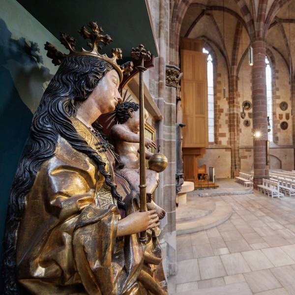Nürnberg: Innenansicht der Frauenkirche