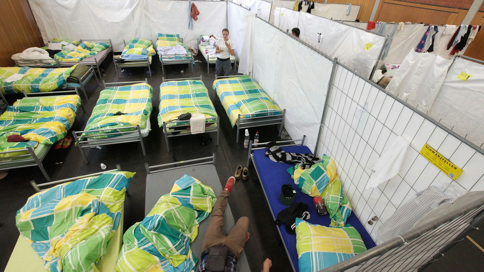 Das Foto zeigt die Turnhalle in Sand, in der vor ein paar Jahren Geflüchtete untergebracht waren