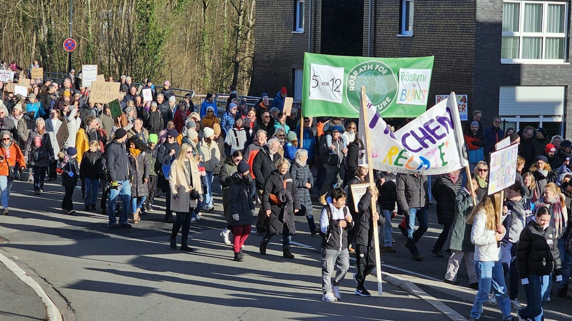 Vor einer Woche wollten die Demonstrierenden in Rösrath ein Zeichen für Vielfalt setzen. Nun soll eine Initiative „für Demokratie“ folgen.