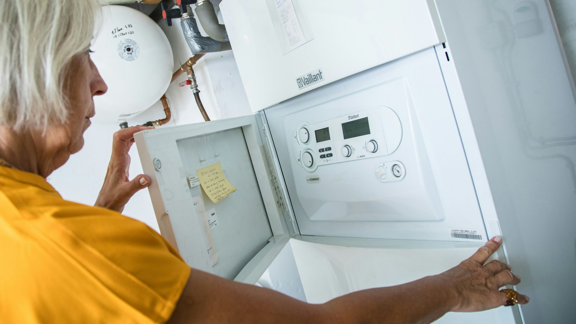 Ist eine Klimaschutzabgabe für Benzin, Heizöl und Gas angemessen? (Symbolbild)