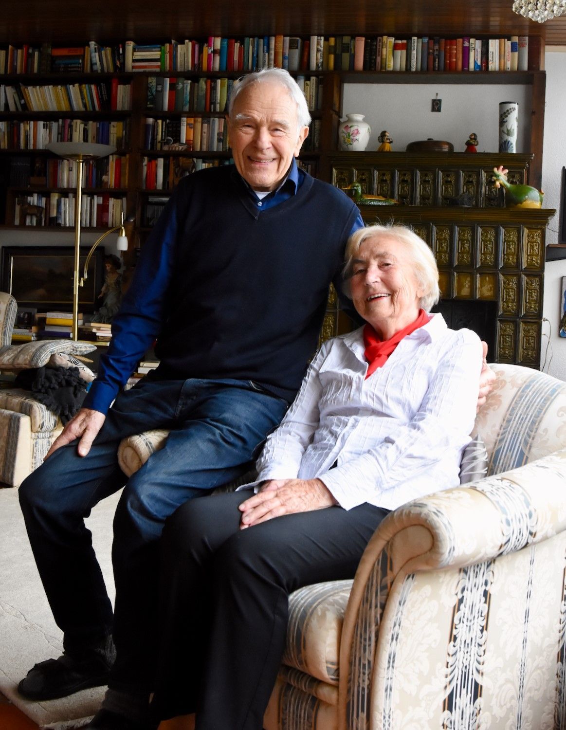 Walter und Elisabeth in ihrem Haus im Lohmar Stadtteil Weegen.