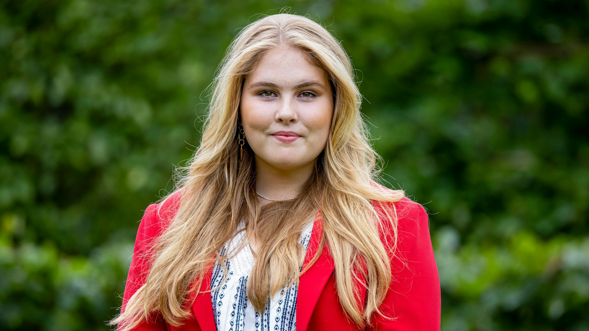 Prinzessin Amalia der Niederlande bei einem Fototermin der königlichen Familie im Palast Huis ten Bosch.