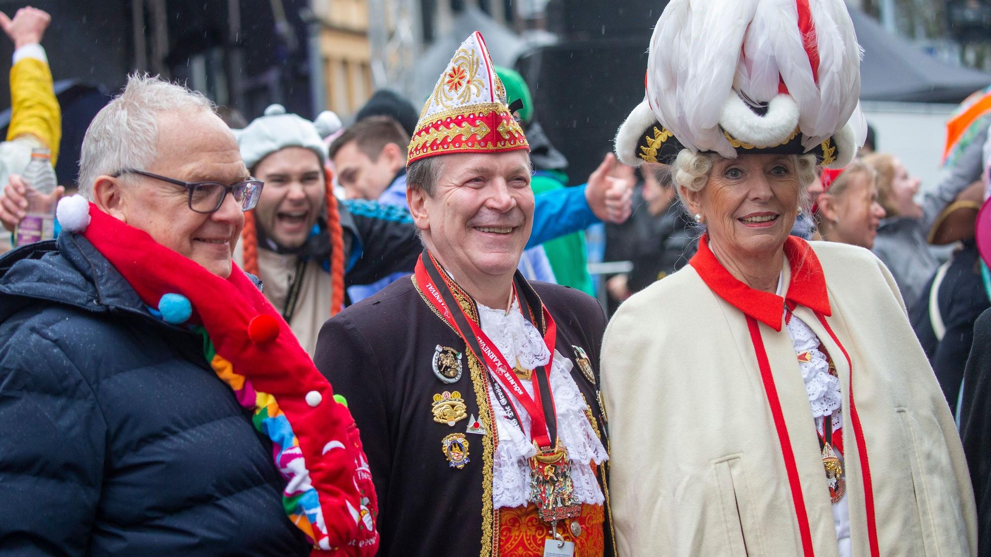 Polizeipräsident Johannes Hermanns, Festkomitee-Präsident Christoph Kuckelkorn und Oberbürgermeisterin Henriette Reker.