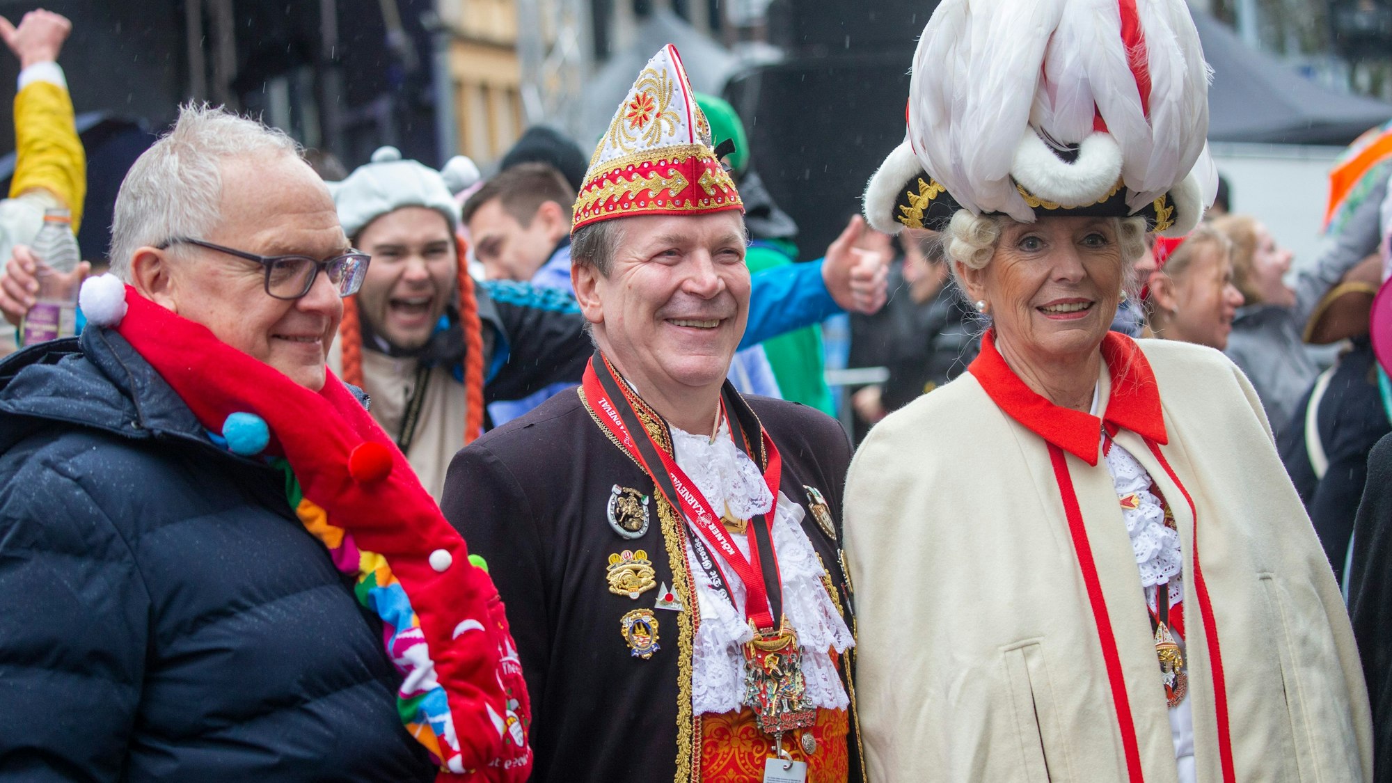 Polizeipräsident Johannes Hermanns, Festkomitee-Präsident Christoph Kuckelkorn und Oberbürgermeisterin Henriette Reker.