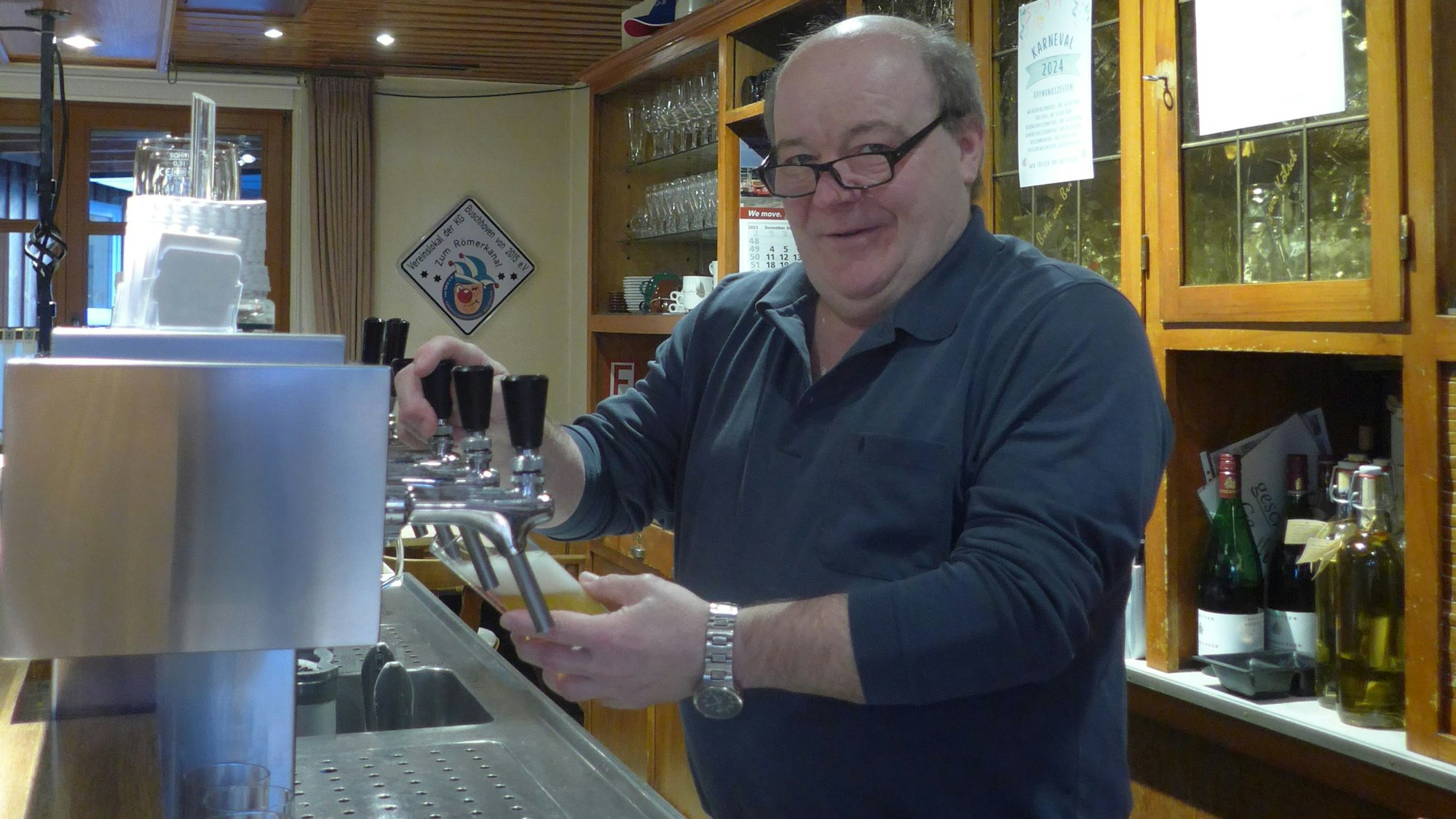 Frisch vom Fass gibt es sechs Biersorten, hinzu kommen 15 Sorten aus der Flasche.