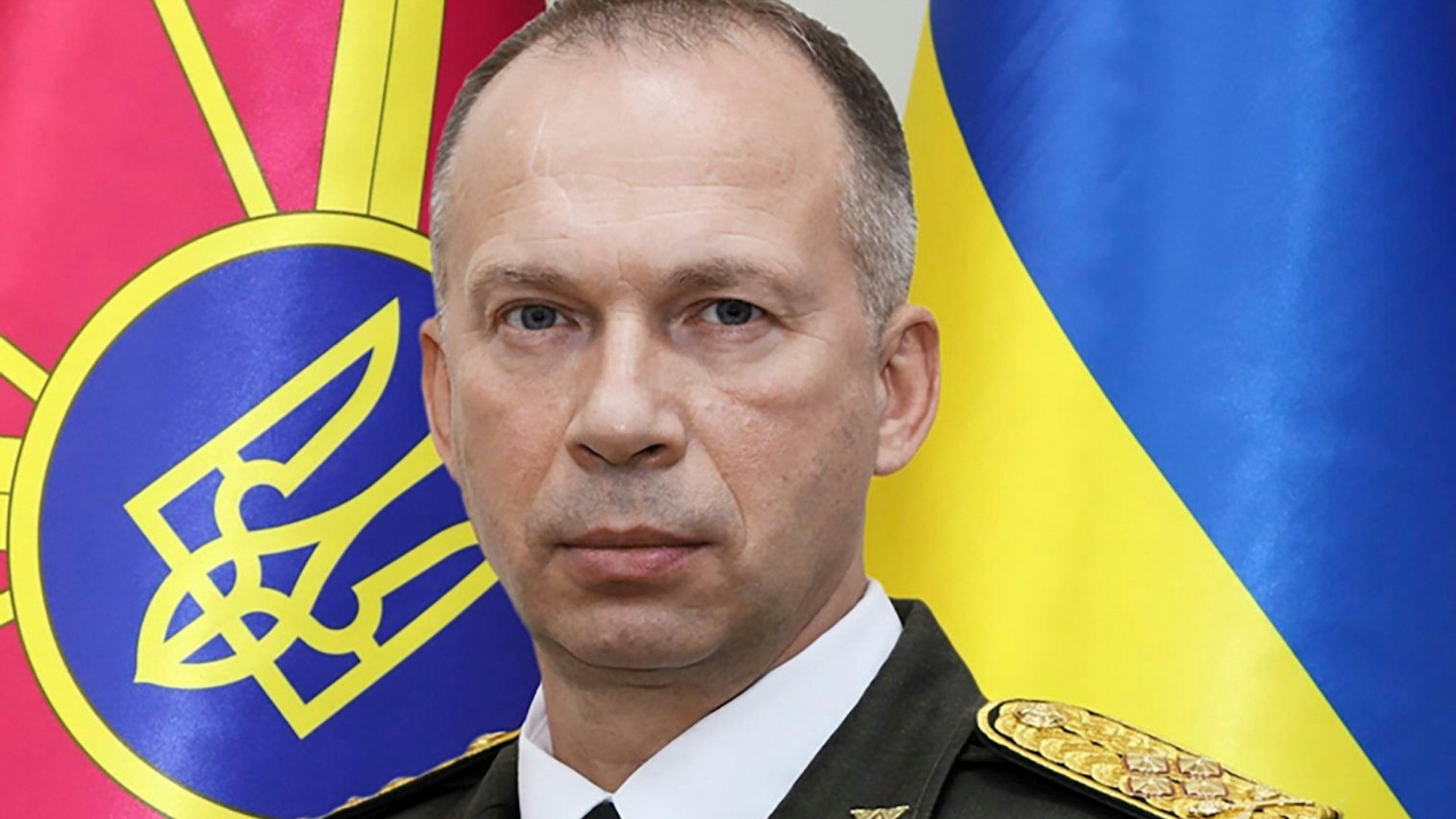 Auf diesem undatierten Foto, das vom Pressebüro der ukrainischen Streitkräfte via AP zur Verfügung gestellt wurde, posiert Olexander Syrskyj, Oberbefehlshaber der ukrainischen Streitkräfte, für ein Foto.