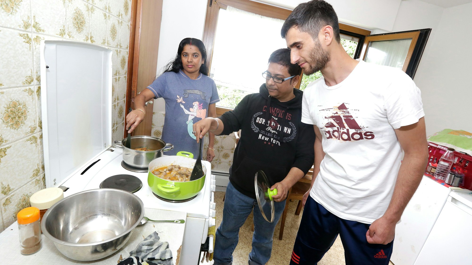 Nicht am äußersten Rand der Stadt, sondern mitten unter Nachbarn, sollen Geflüchtete leben. Das fordert eine Bürgerinitiative. Sie will die Integration fördern.
