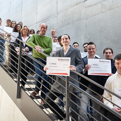 Die Preisträger mit Wolfgang Cieplik von Unitechnik.